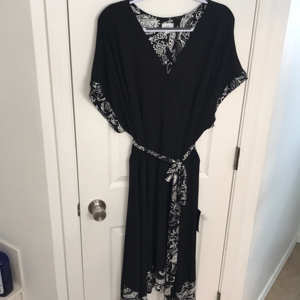 Avenue VIP Knits handkerchief dress NWT 26/28